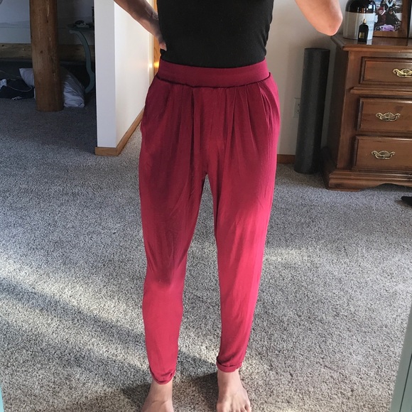 ••asos harem style red high-waisted flowy pants•• - Picture 4 of 7